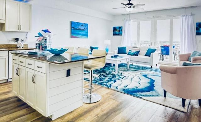 Something Blue Paradise Aparthotel Panama City Beach
