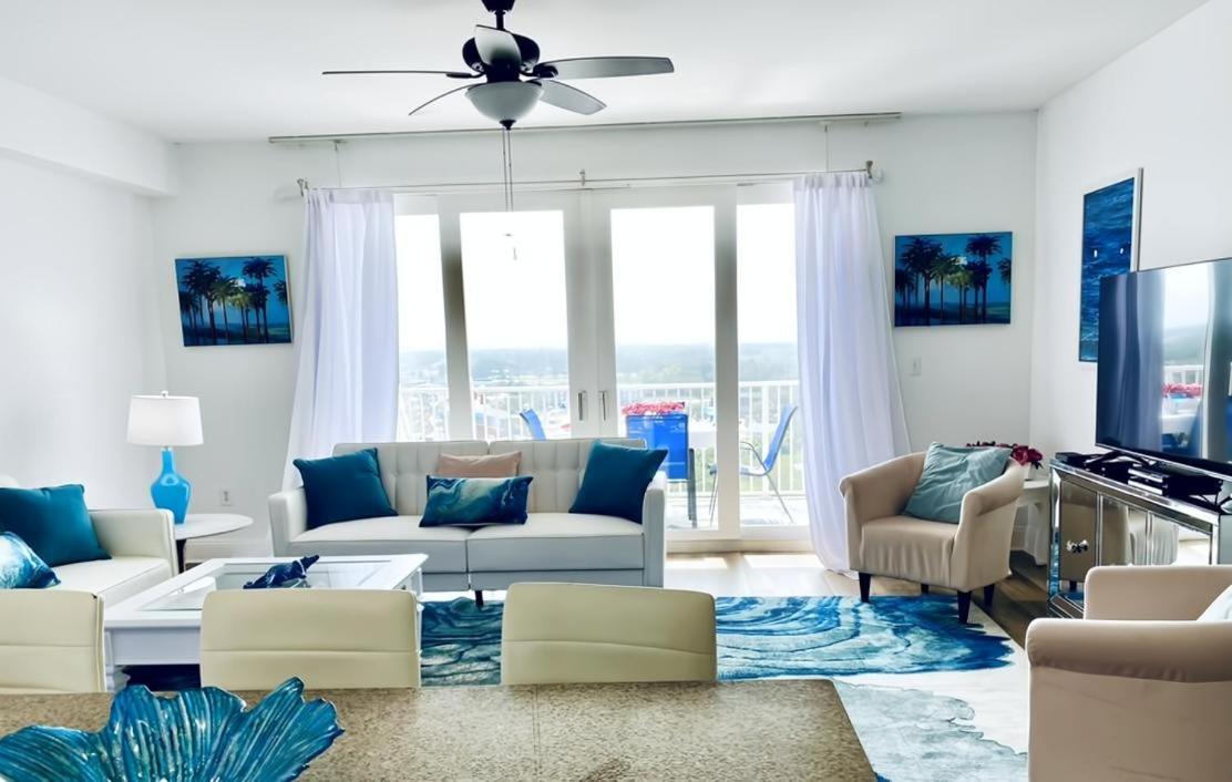 Something Blue Paradise Aparthotel Panama City Beach